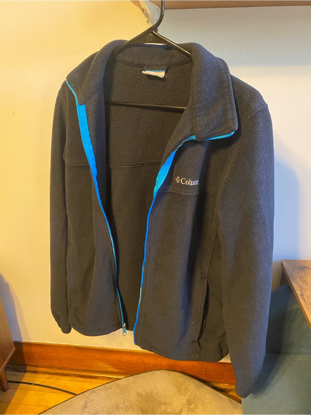 Columbia Men's Black Fleece Jacket with Blue Trim